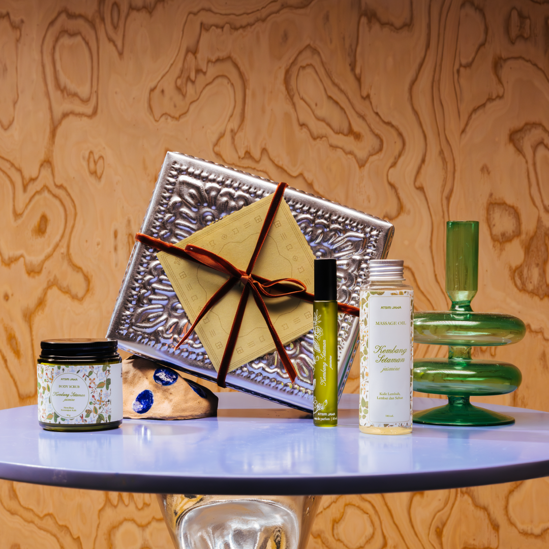 ATSIRI Arum Gift Set 3in1 Body Scrub Massage Oil Parfum