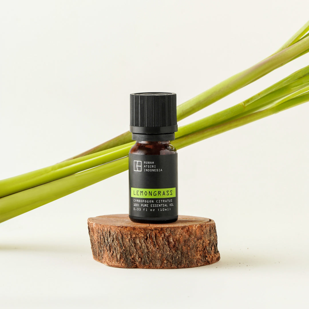 Lemongrass Essential Oil by Rumah Atsiri