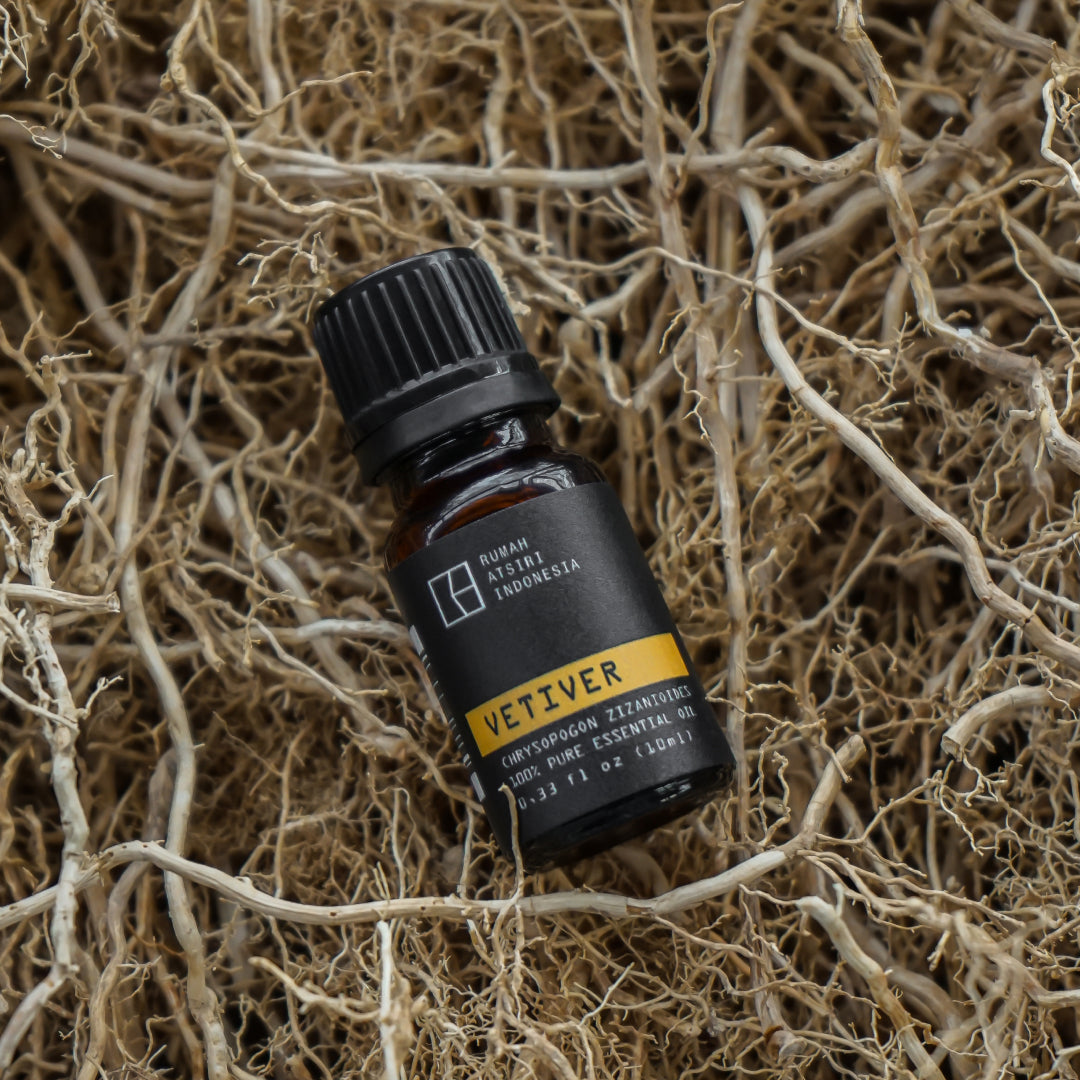 Vetiver Essential Oil by Rumah Atsiri